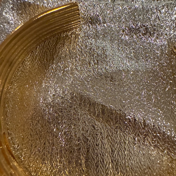 Fashion gold color bracelet - Picture 2 of 4